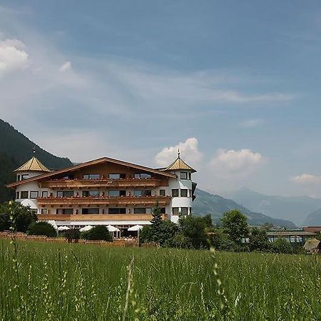 Hotel Magdalena Im Zillertal - Urlaub Mit Hund Ried im Zillertal Exterior photo