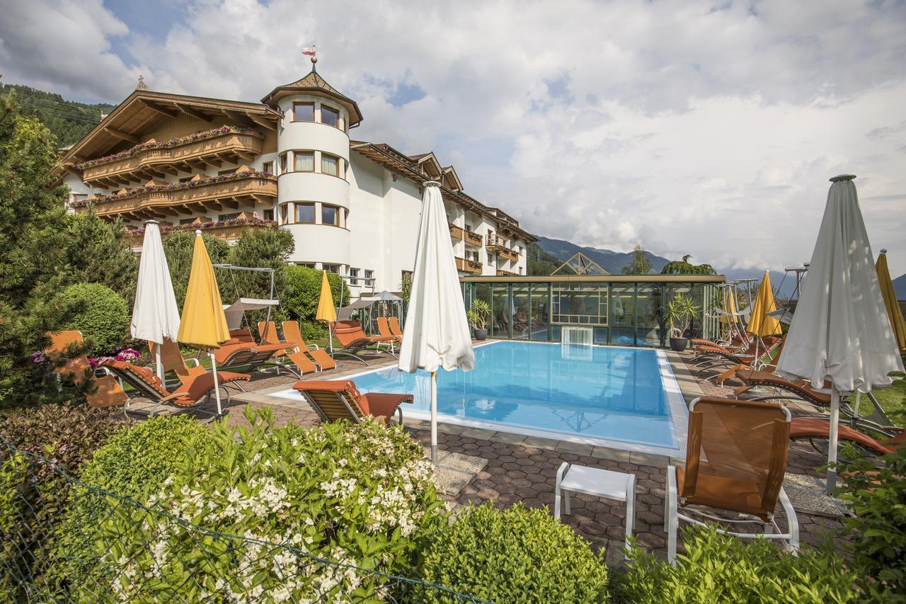 Hotel Magdalena Im Zillertal - Urlaub Mit Hund Ried im Zillertal Exterior photo